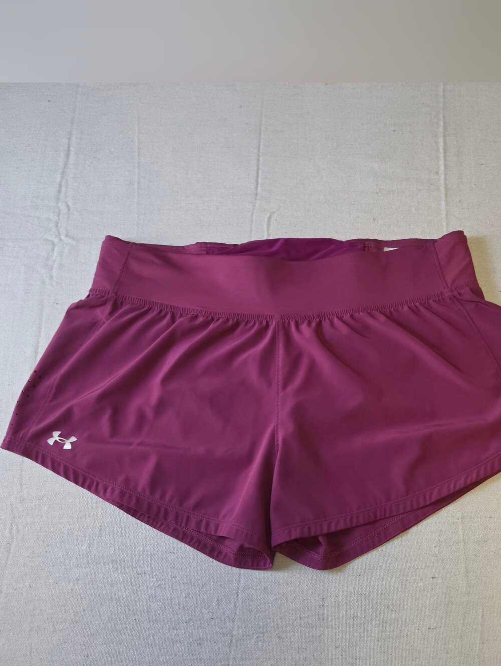Under Armour Speedpocket Fitted Running Shorts Lined Berry Pink Women's XL